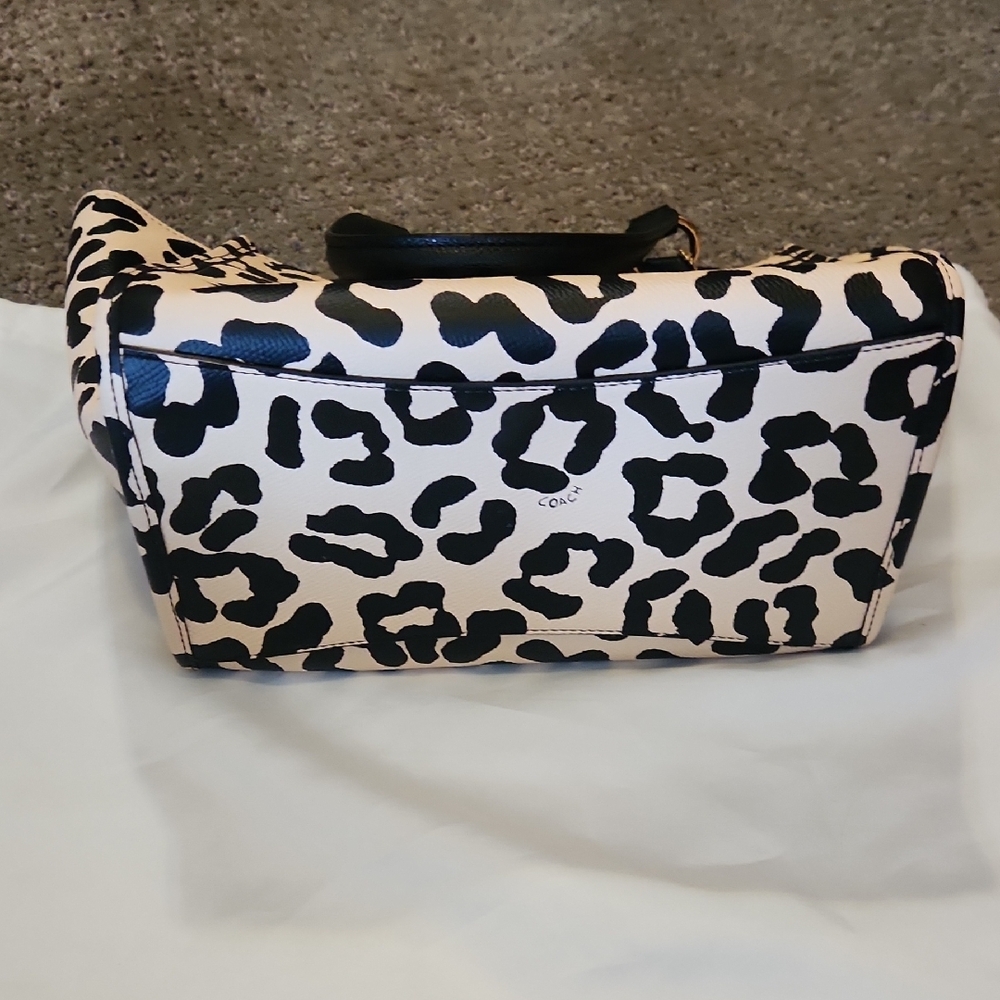Coach Black and Cream Animal Print Tote - Picture 4 of 10